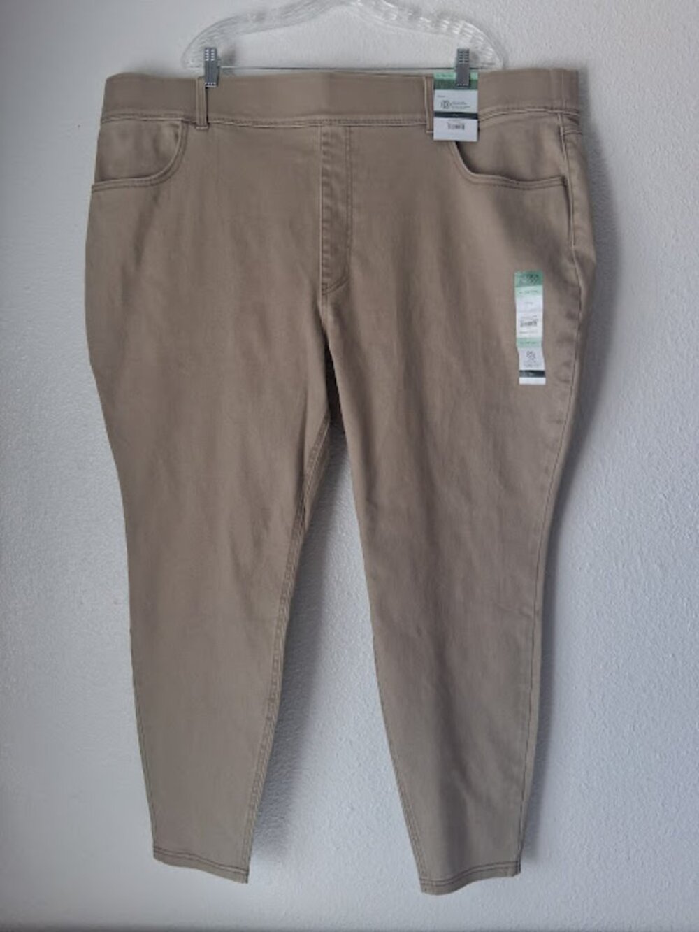 Terra & Sky women's size 4X (28W-30W) beige/khaki Jeggings